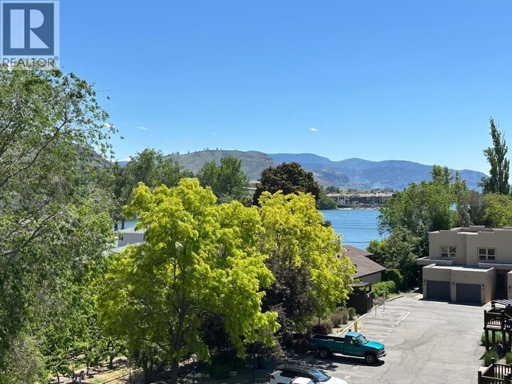 Property Photo: 5620 51st Street 403 BC V0H 1V6