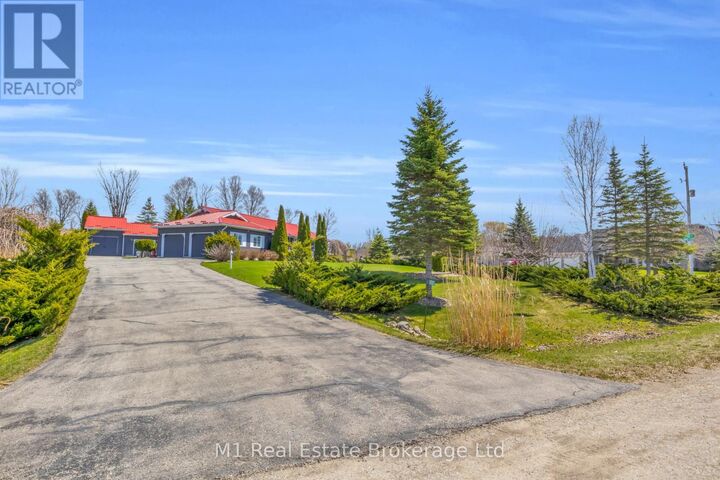 Property Photo:  2 Joanne Crescent  ON N0G 2L0 