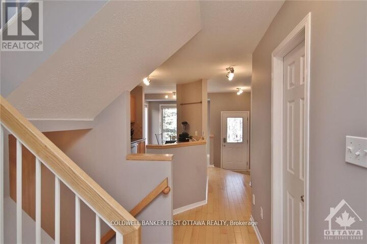 Property Photo:  100 Sunvale Way  ON K2G 6X4 