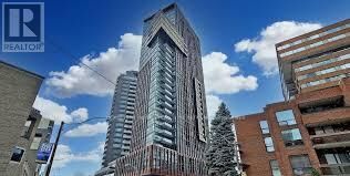 Property Photo:  32 Davenport Road 2506  ON M5R 0B5 