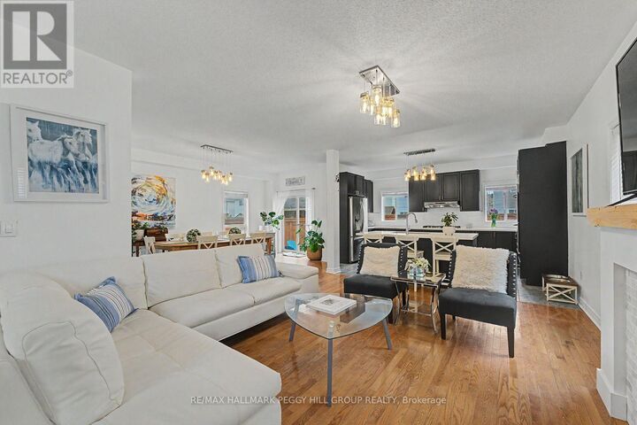 Property Photo:  64 Lake Crescent  ON L4N 6A6 