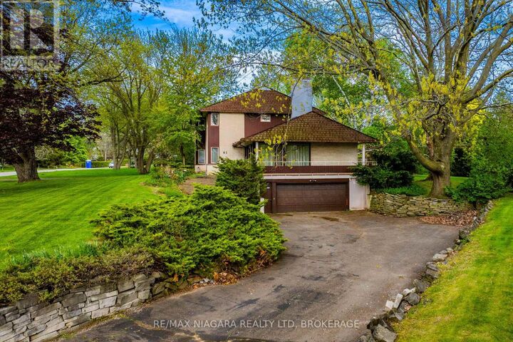 Property Photo: 61 Melrose Drive ON L0S 1J0