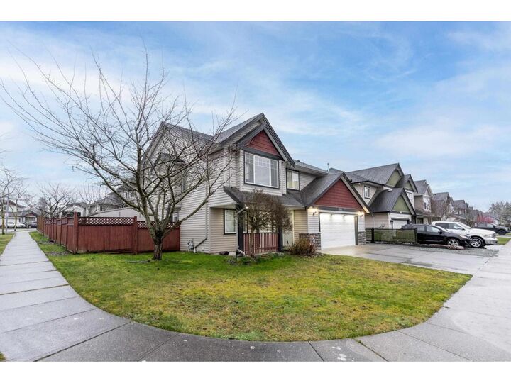 Property Photo:  2886 Boxcar Street  BC V4X 2S5 