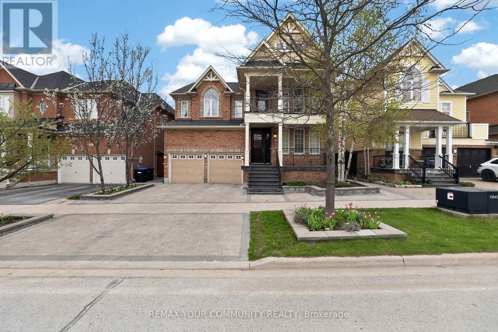 Property Photo:  42 Rogers Trail  ON L3Z 0G5 