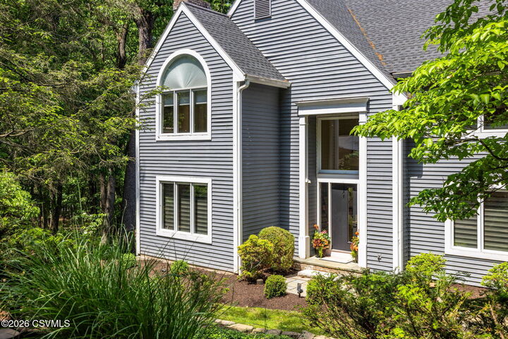 Property Photo:  75 Oakwood Drive  PA 17889 