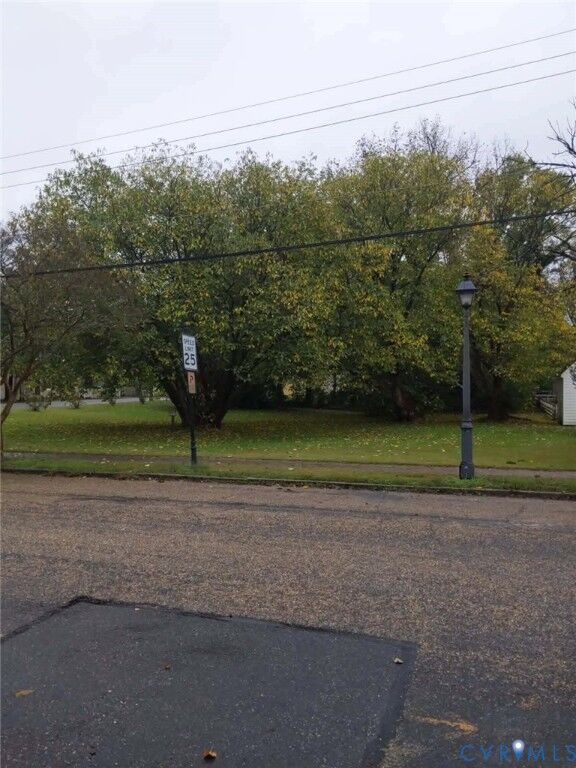 Property Photo:  502 Grove Avenue  VA 23803 