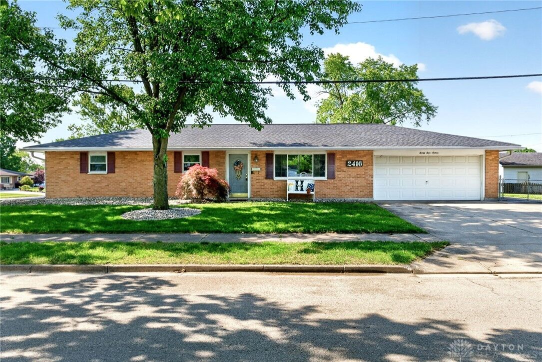 Property Photo: 2416 Stop 8 Road OH 45414
