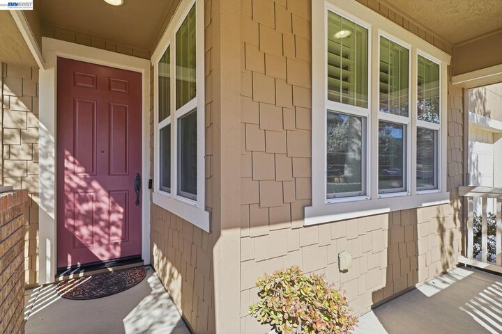 Property Photo:  4958 Trescott Ct  CA 94568 