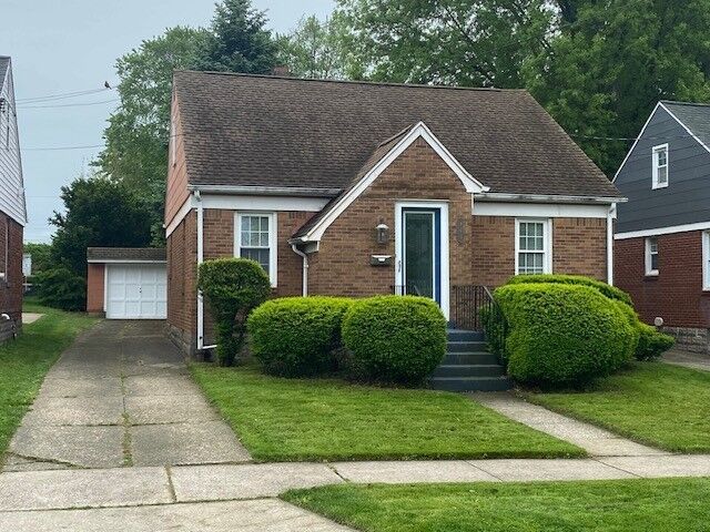 Property Photo: 443 E 33rd Street PA 16504