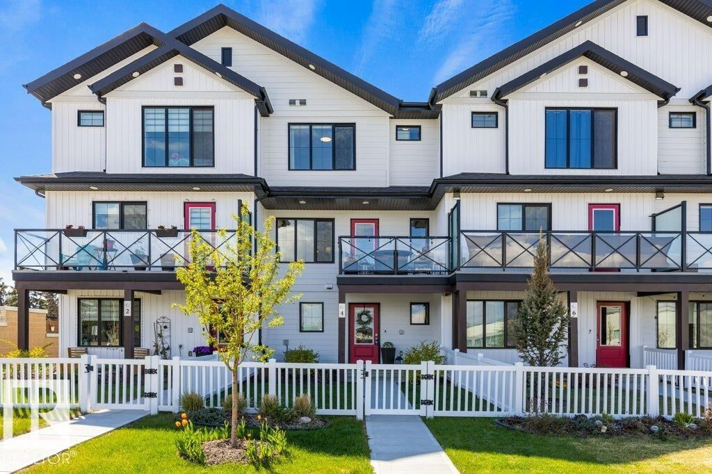 Property Photo:  4 Jensen Gate  AB T8N 7Y5 