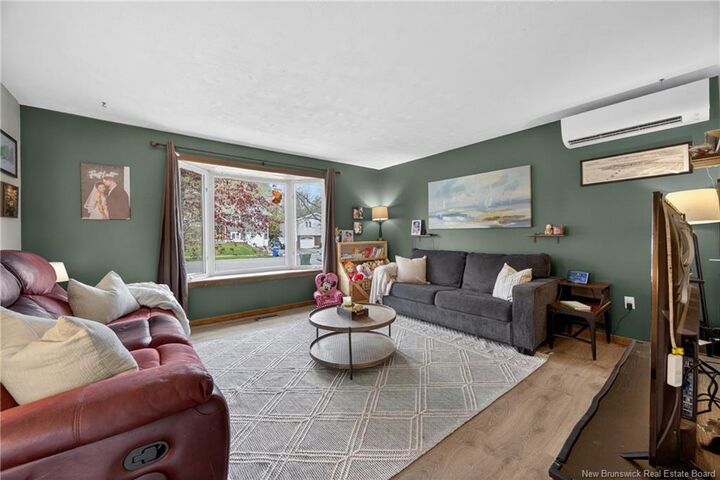Property Photo:  66 Pineridge Avenue  NB E3C 1C5 