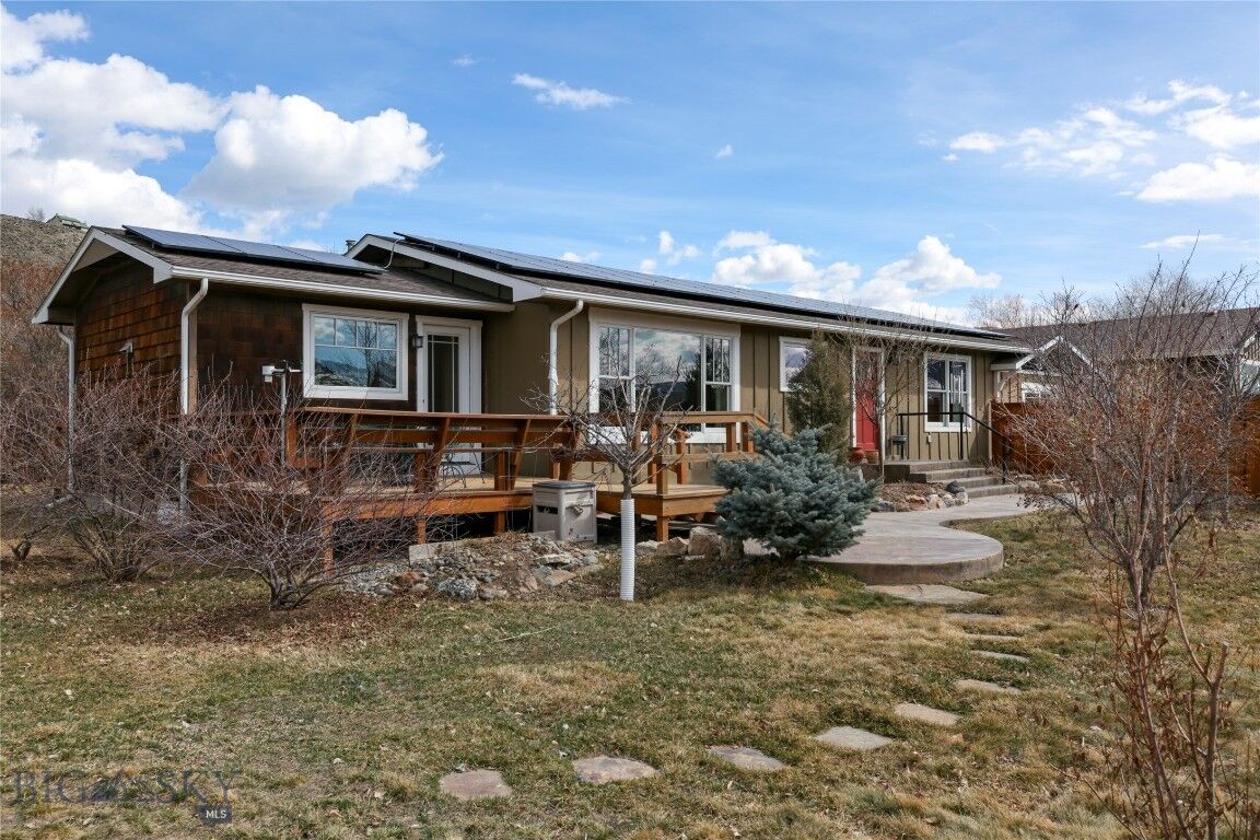 Property Photo:  14 Gardiner View Road  MT 59030 