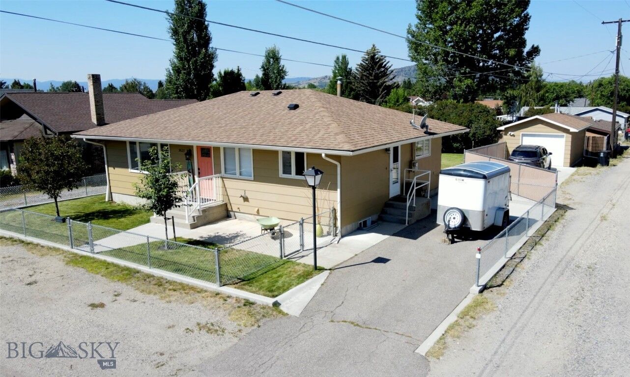 Property Photo:  3625 Gladstone  MT 59701 