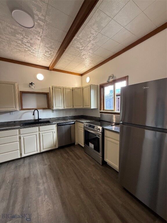 Property Photo:  215 2nd  MT 59722 