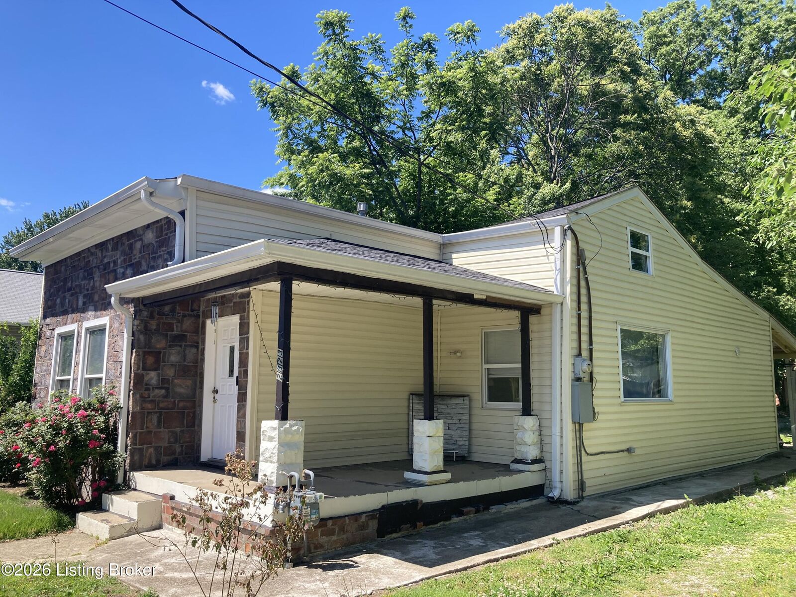 Property Photo: 2323 Portland Ave KY 40212