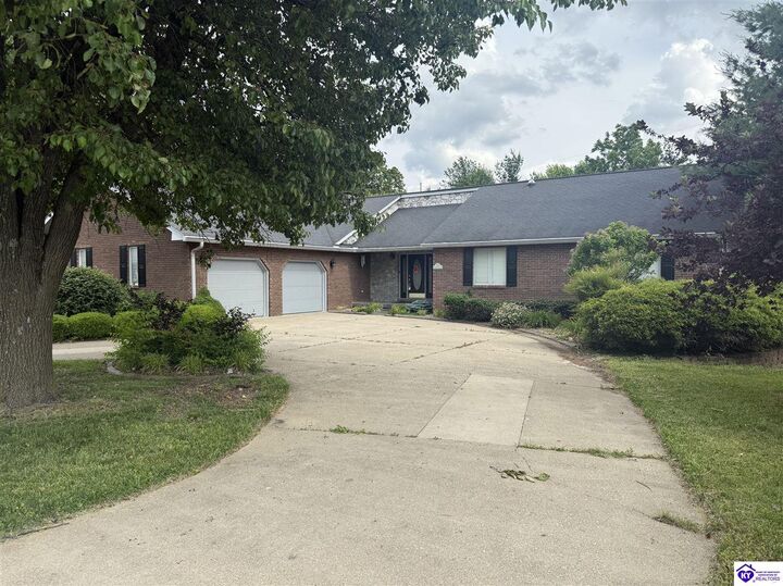 Property Photo: 713 Freeman Lake Road KY 42701