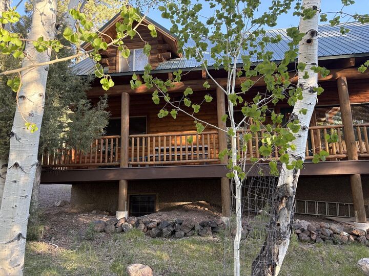Property Photo:  296 N Cedar Dr  UT 84759 