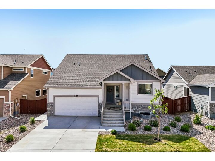 Property Photo:  2336 Golden Way  CO 80550 