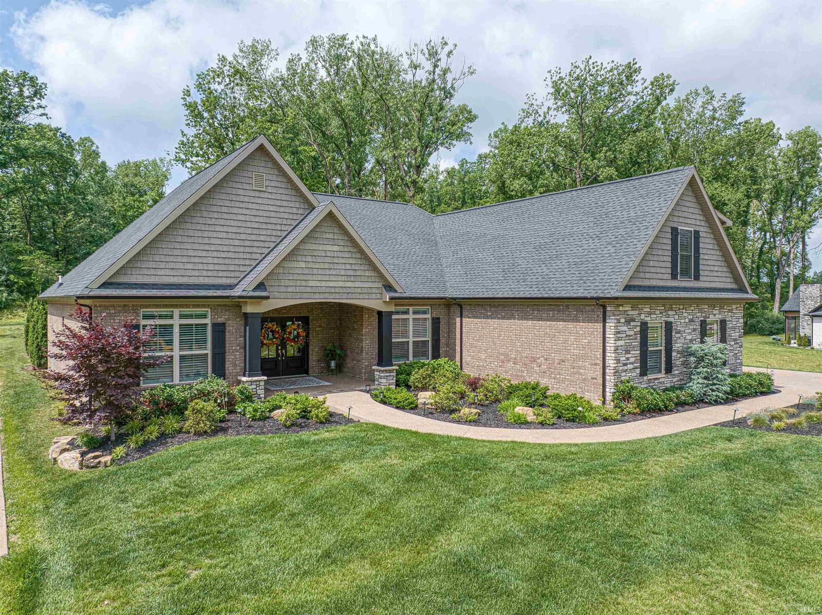 Property Photo:  1691 Victoria Woods Drive  IN 47601 