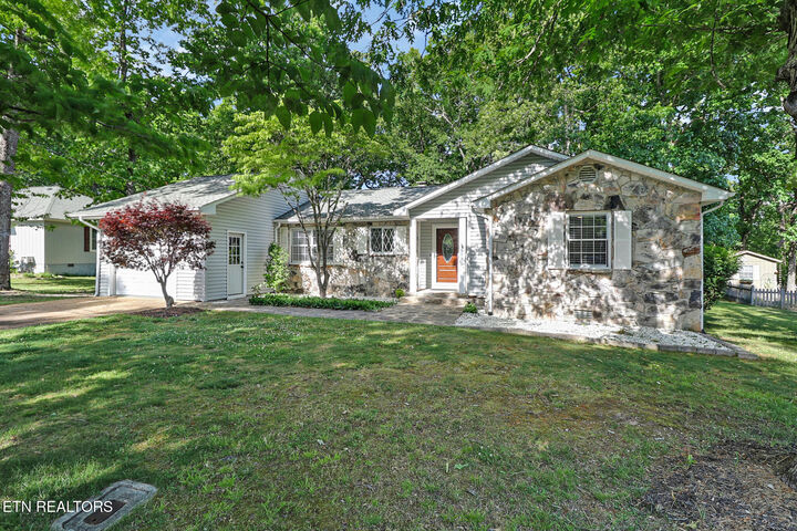 Property Photo:  131 Berkshire Loop  TN 38558 