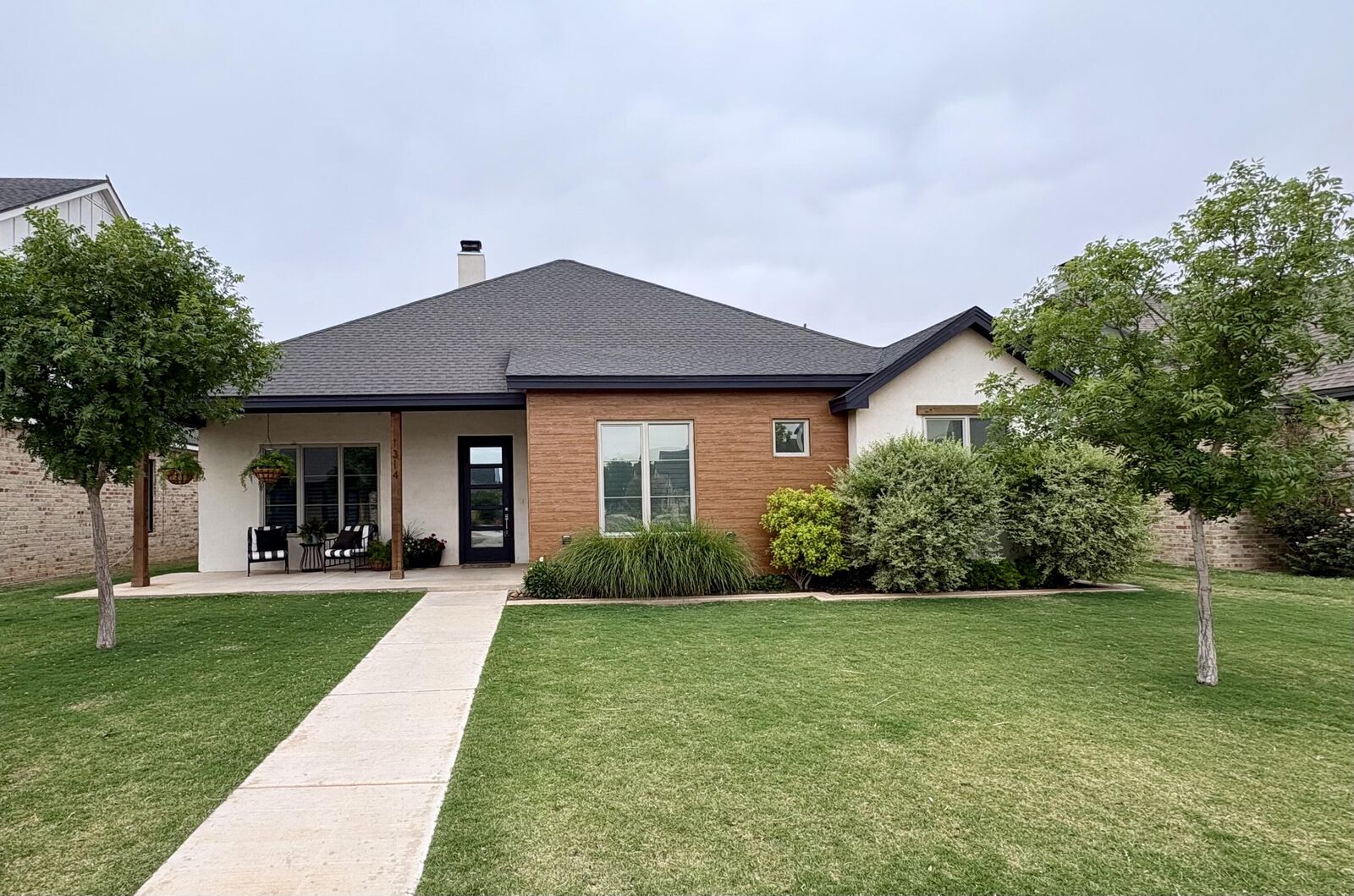 Property Photo: 1314 Camelot Avenue TX 79382