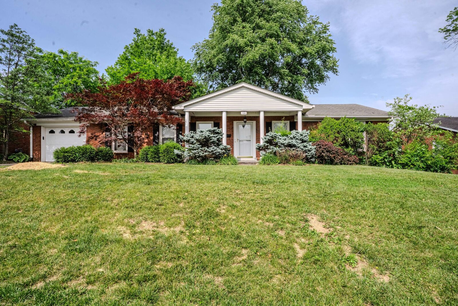 Property Photo:  104 Papago Trail  KY 40601 