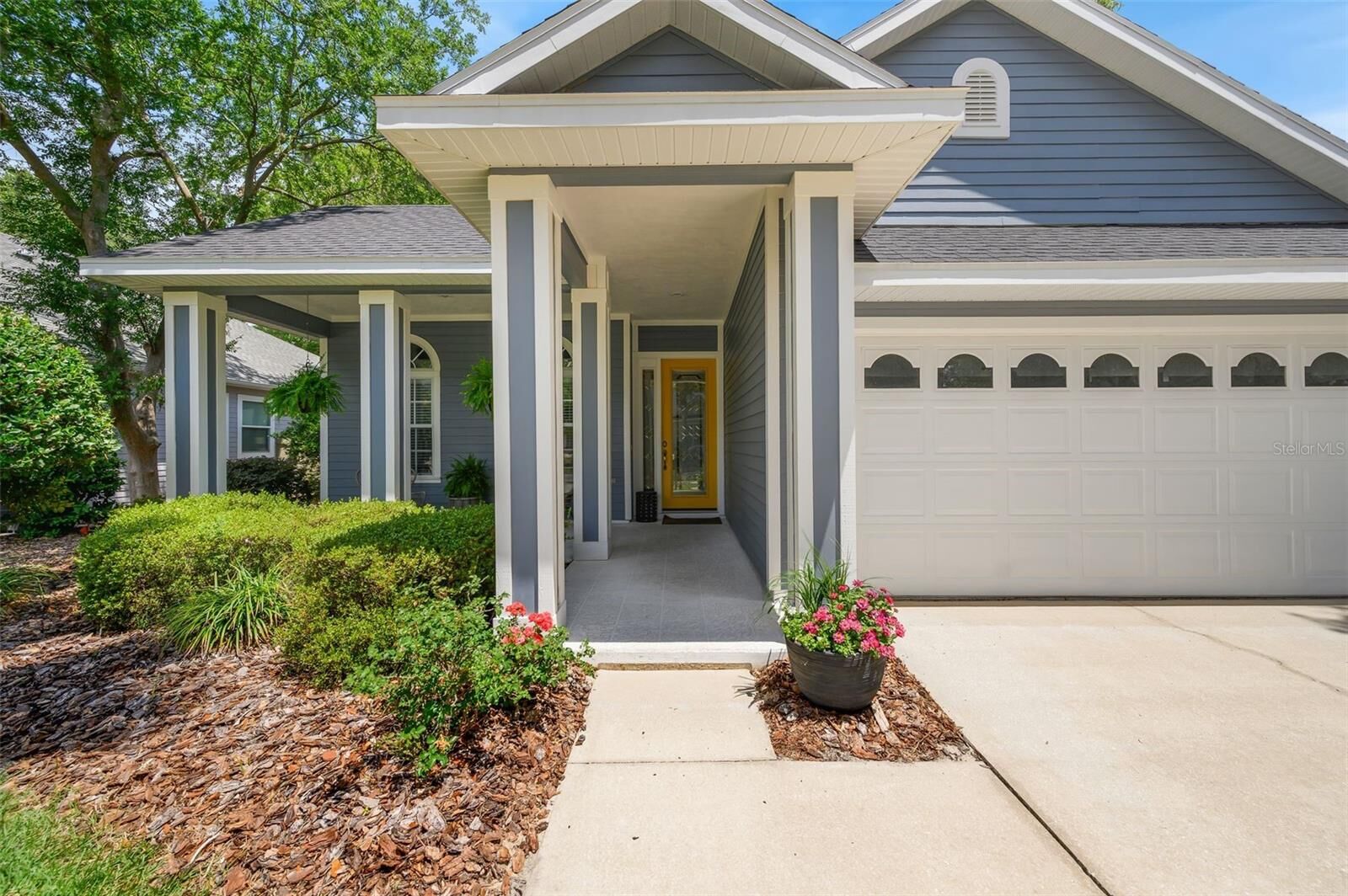 Property Photo:  8964 SW 64th Lane  FL 32608 