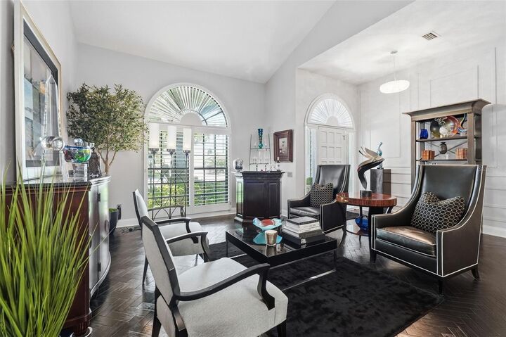 Property Photo:  11760 Ashley Court  FL 33772 