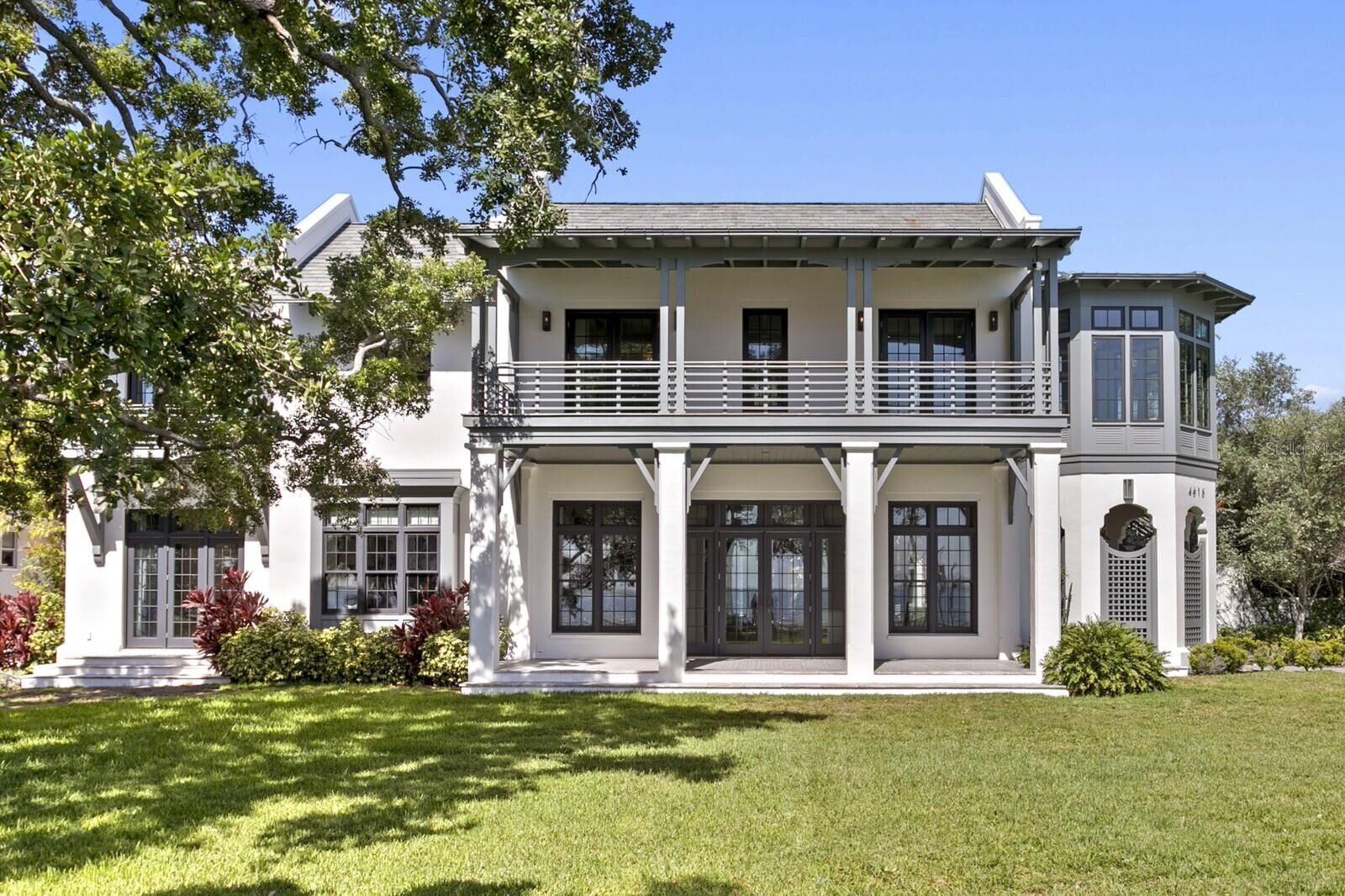 Property Photo:  4613 Bayshore Boulevard  FL 33611 