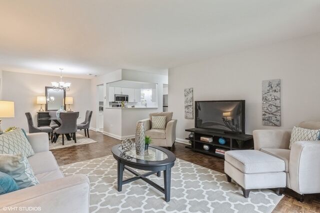 Property Photo:  