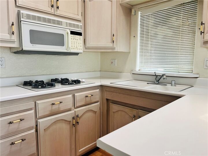 Property Photo:  1295 S Cawston Ave 47  CA 92545 