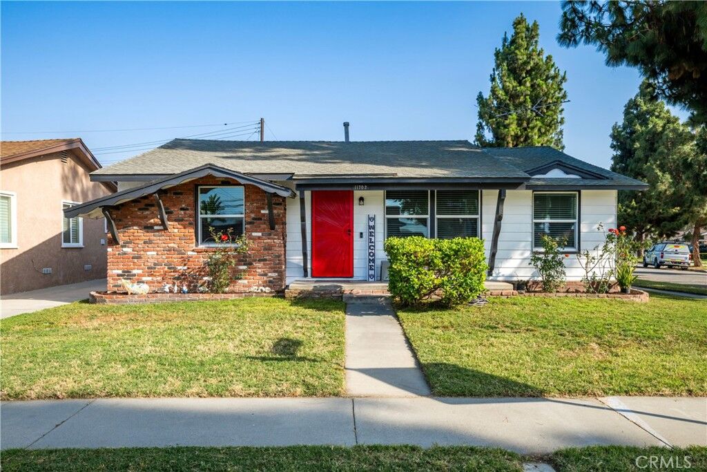 Property Photo:  11702 Rockwall  CA 90715 