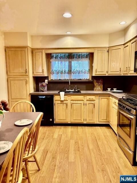 Property Photo:  620 Midland Avenue  NJ 07663 