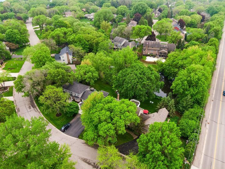 Property Photo:  925 Brockton Lane N  MN 55447 