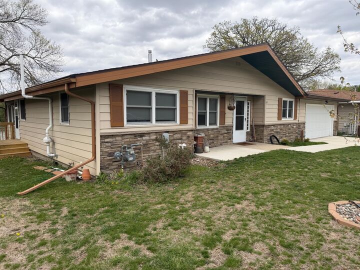 Property Photo:  1821 Brookside Circle  MN 56007 