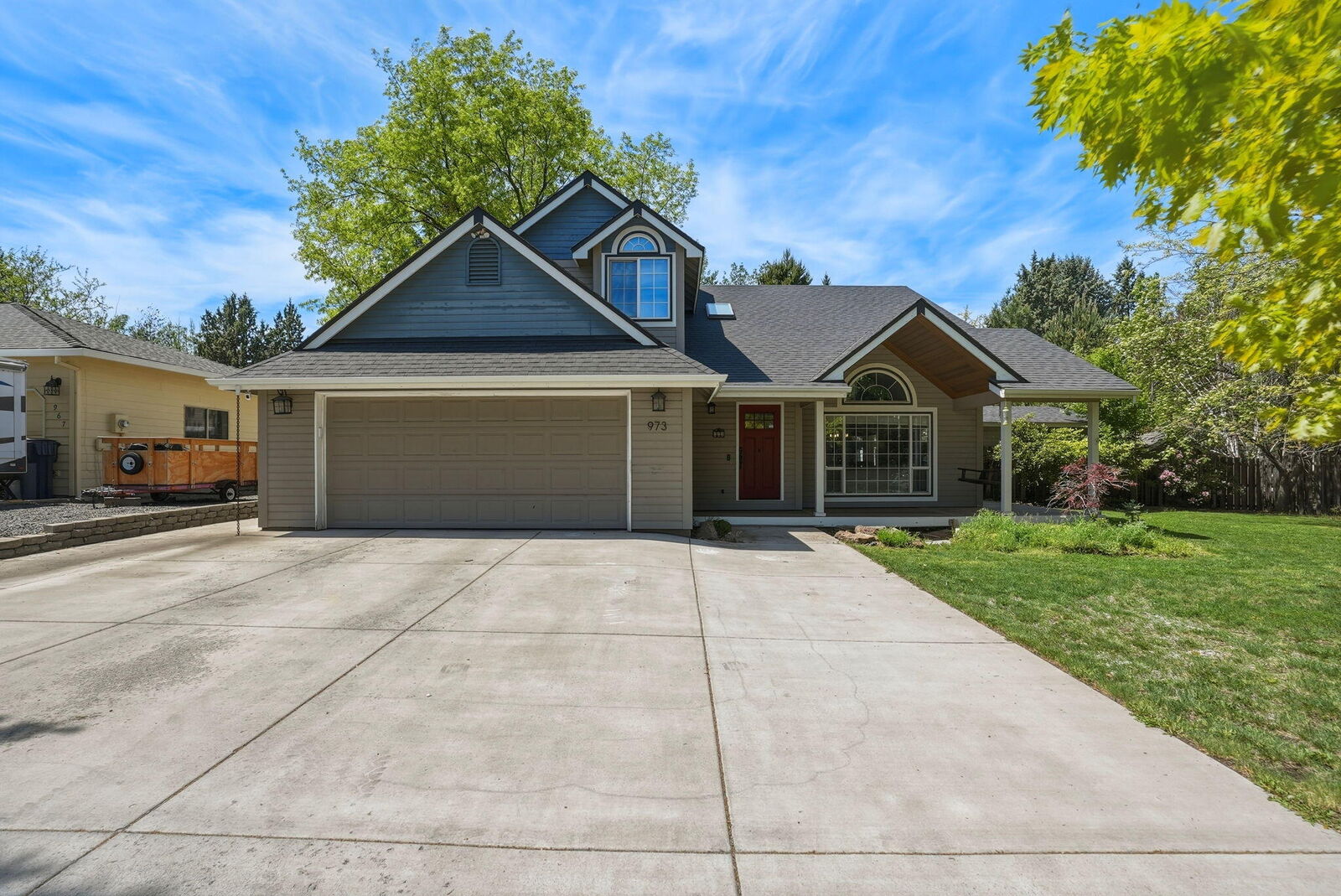 Property Photo: 973 NE Paula Drive OR 97701