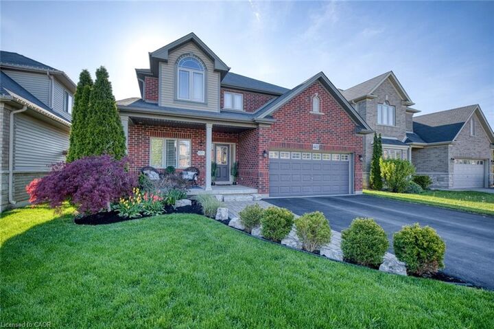 Property Photo:  4433 Comfort Crescent  ON L3J 1N3 