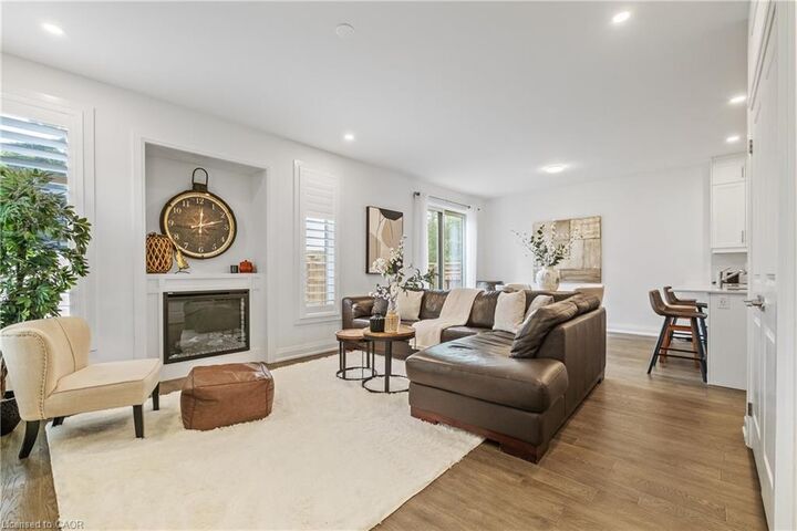 Property Photo:  3384 Carter Common  ON L7M 3R9 