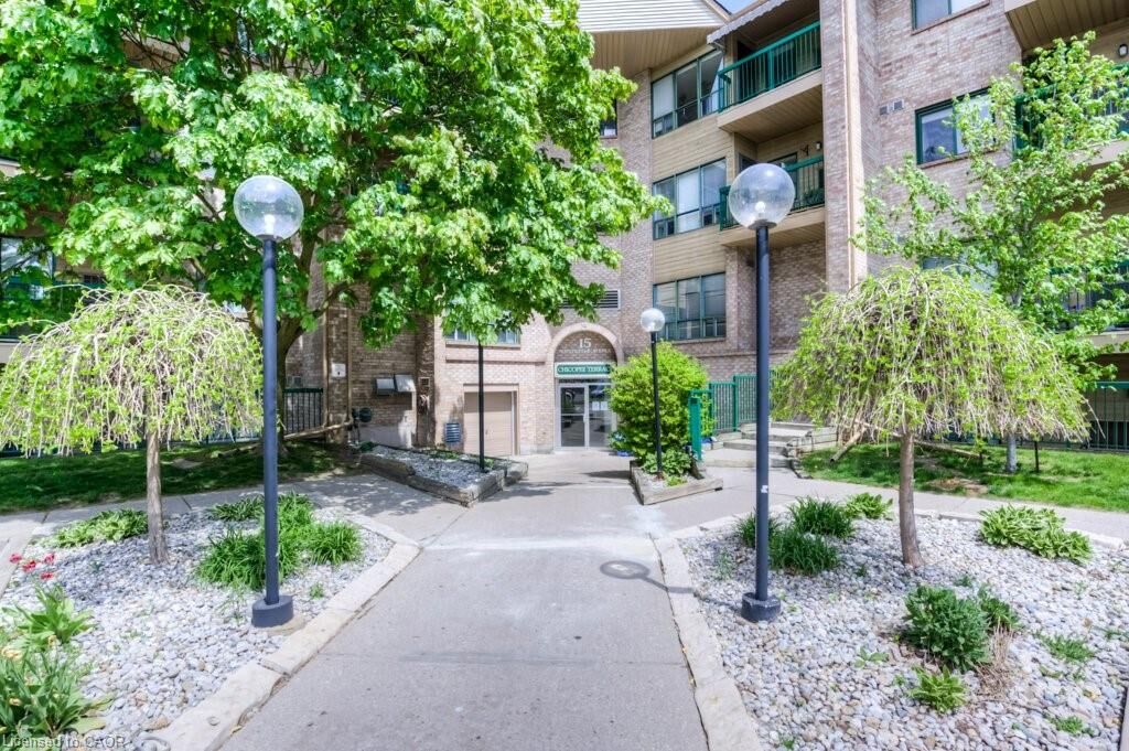 Property Photo:  15 Hofstetter Avenue 221  ON N2A 3Z7 