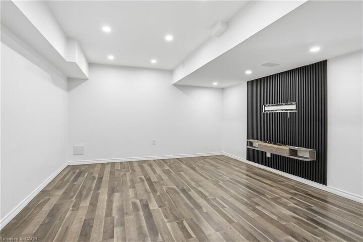 Property Photo:  1613 Upper Sherman Avenue Basement  ON L8W 0B9 