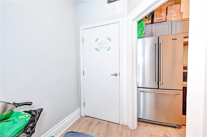 Property Photo:  13-15 Ainslie Street 3  ON N1R 3J3 