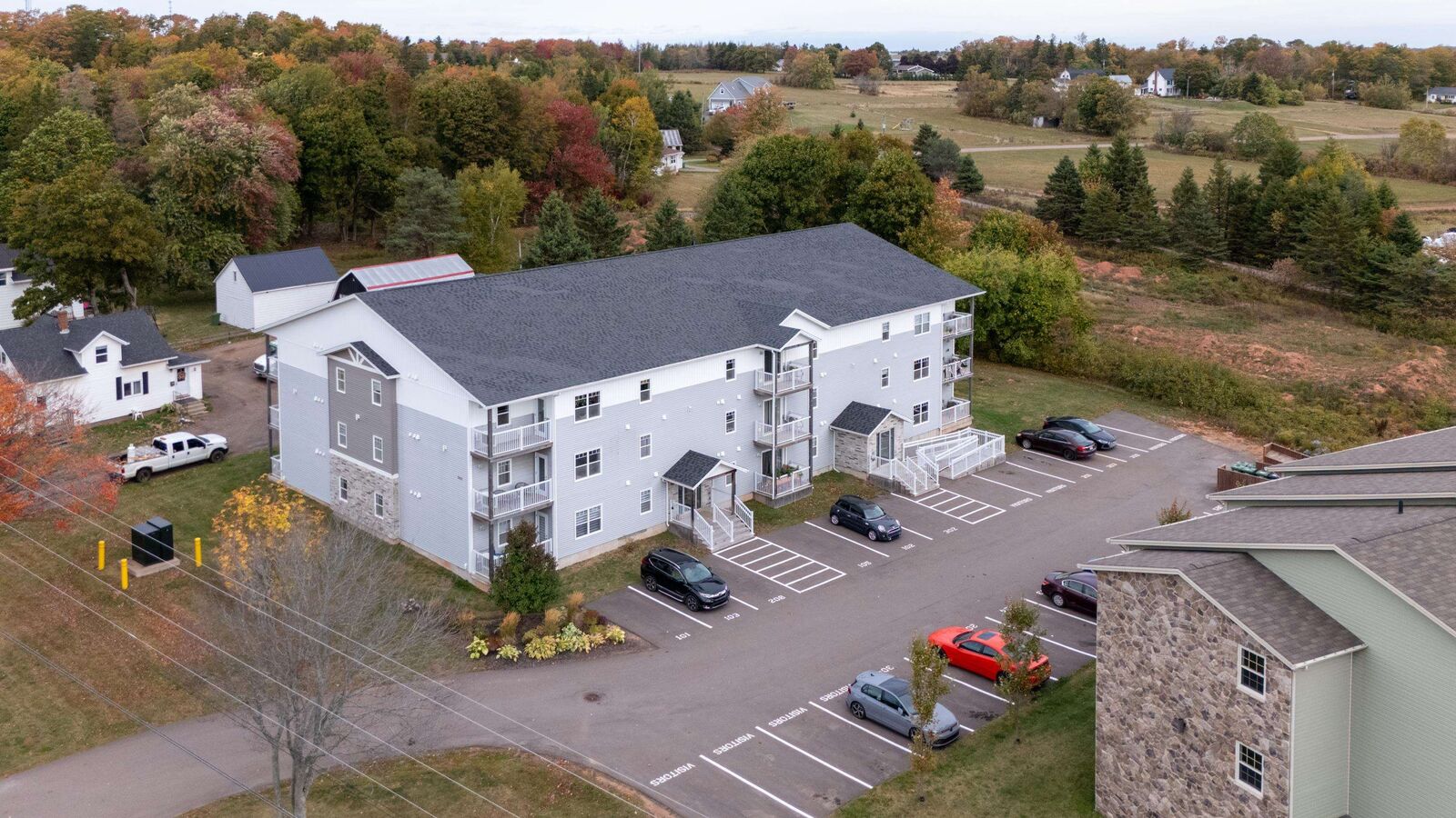Property Photo:  562 Malpeque Road 105  PE C1E 1Z2 
