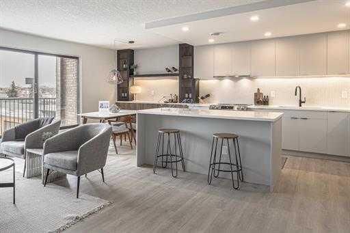 Property Photo:  1330 15 Avenue SW 407  AB T3C 3N7 