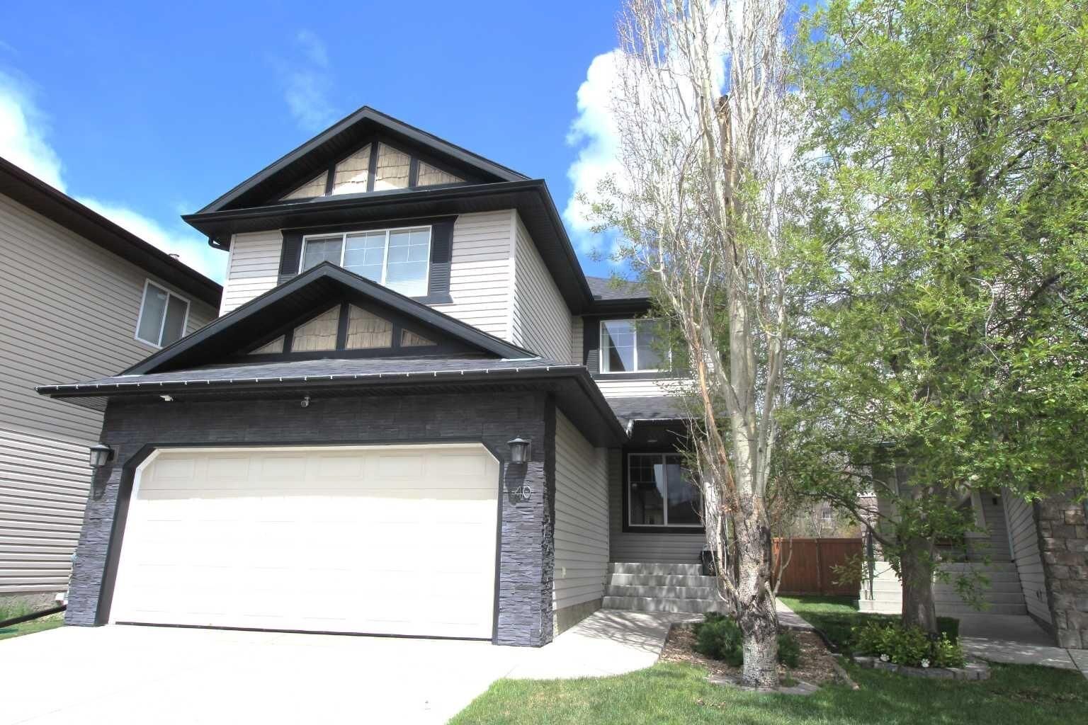 Property Photo:  40 Tuscany Vista Crescent NW  AB T3L 2Z9 