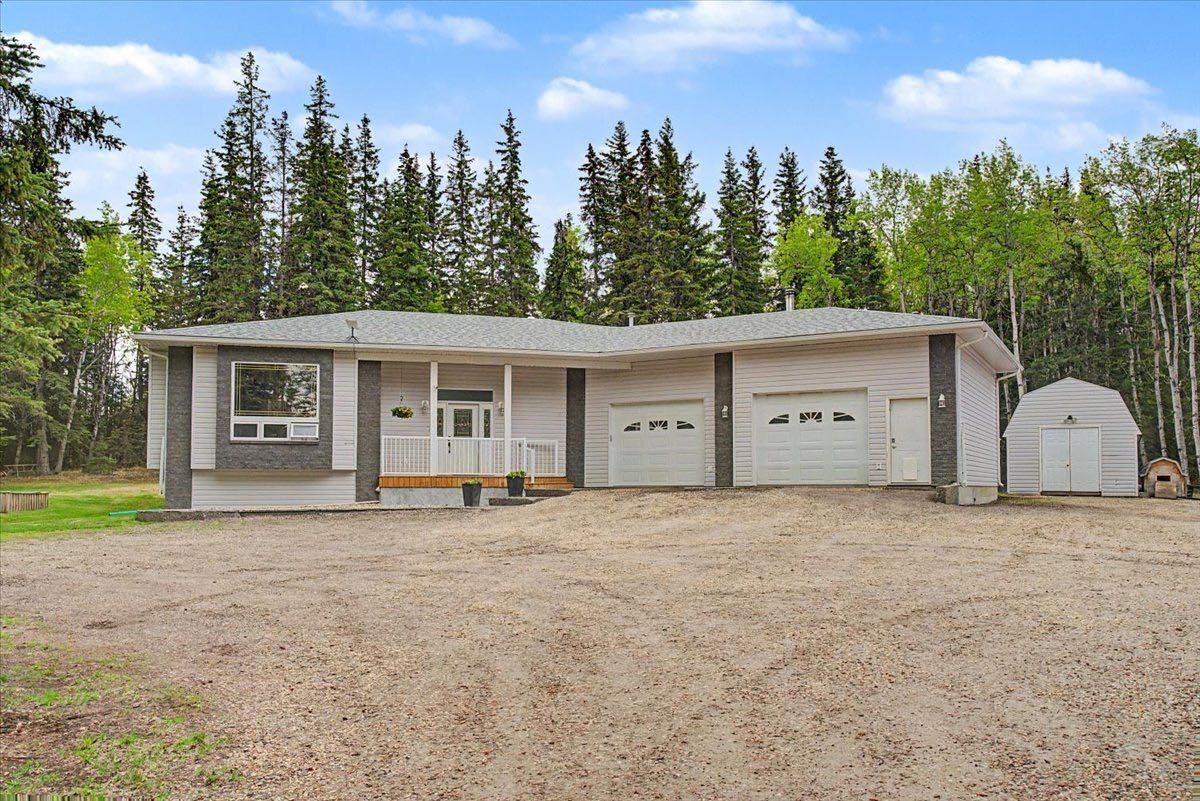 Property Photo:  13 742033 53 Range Road  AB T0H 3C0 