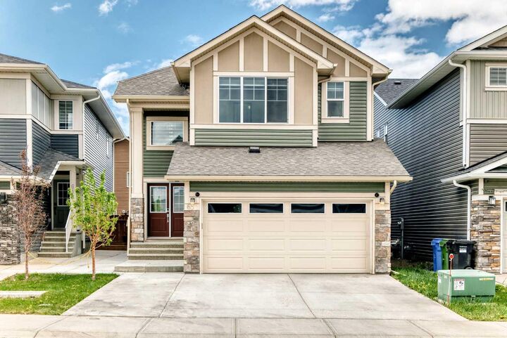 65 Saddlestone Green NE — photo 1