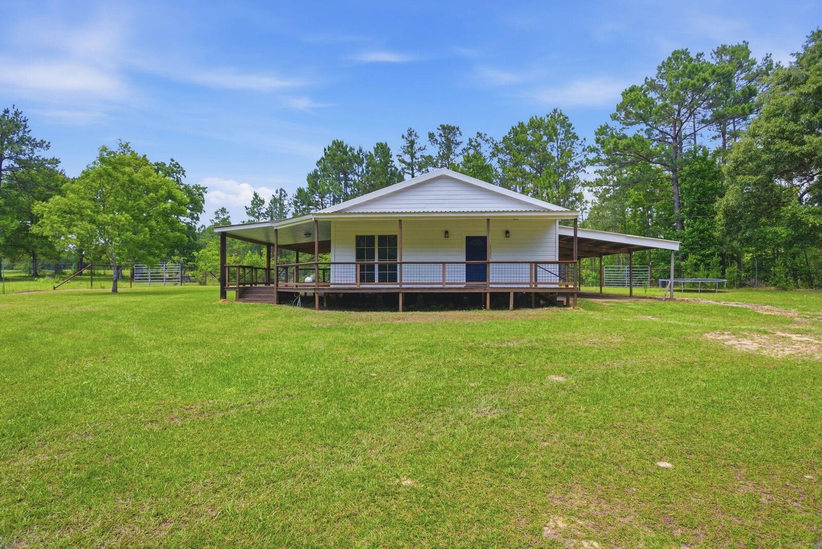 Property Photo:  1256 Panhandle Road  LA 70633 