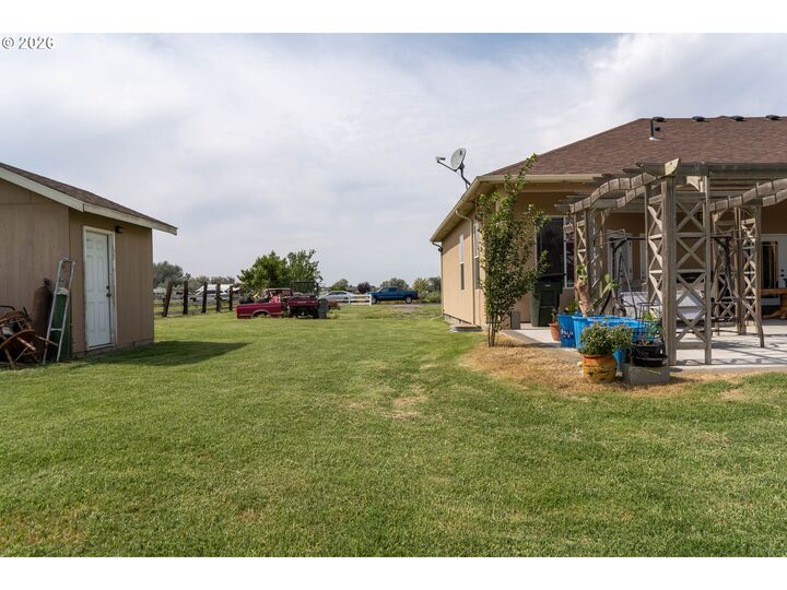Property Photo:  78639 Tyler Ln  OR 97818 
