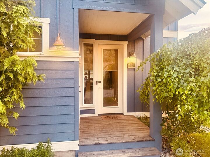 Property Photo:  95  Honeysuckle Lane  WA 98844 