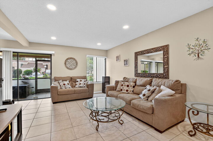 Property Photo:  1061 NW 13th Street 2  FL 33486 